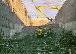 An on the ground view od the construction of the crossover cavern at Sydney Metro's Castle Hill Station. 