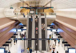 Escalators going up to the platform