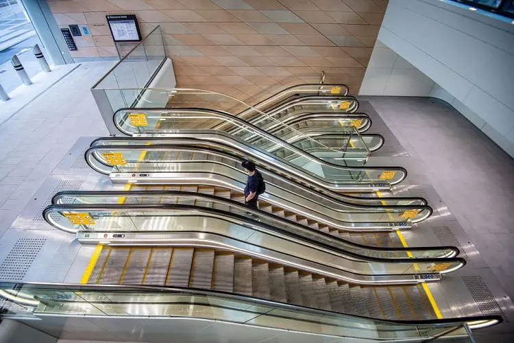 The new Chalmers street station is open and has multiple accelerators for passengers to move across