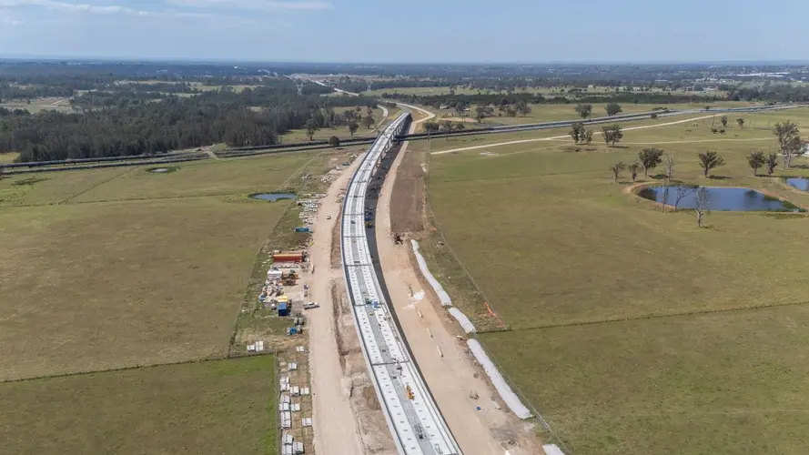  Western Sydney Airport project has achieved a significant milestone with the completion of more than 3.2 kilometres of elevated viaducts